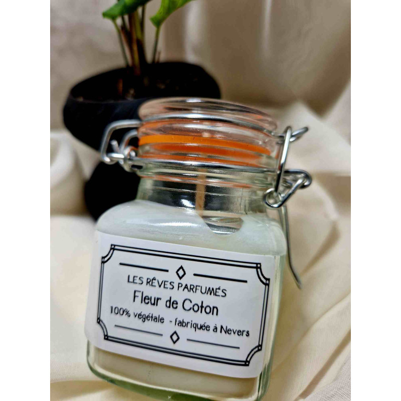 Bougie Fleur de Coton – Douceur et réconfort absolus